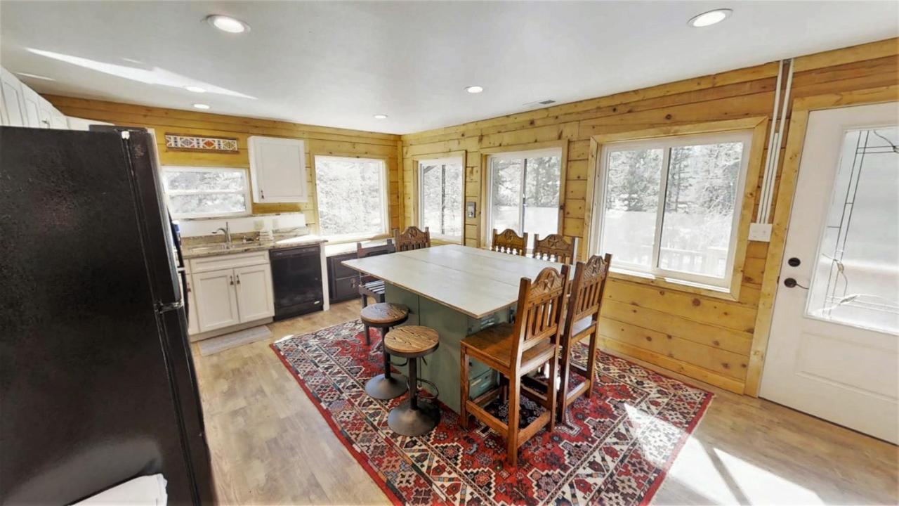 Bearfoot Bungalow Red River Exteriör bild